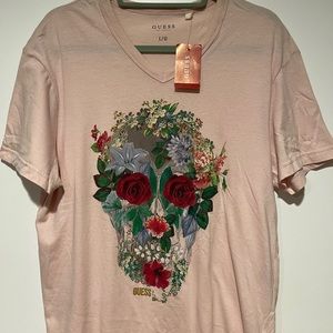 Brand new Guess light pink Vneck floral skull